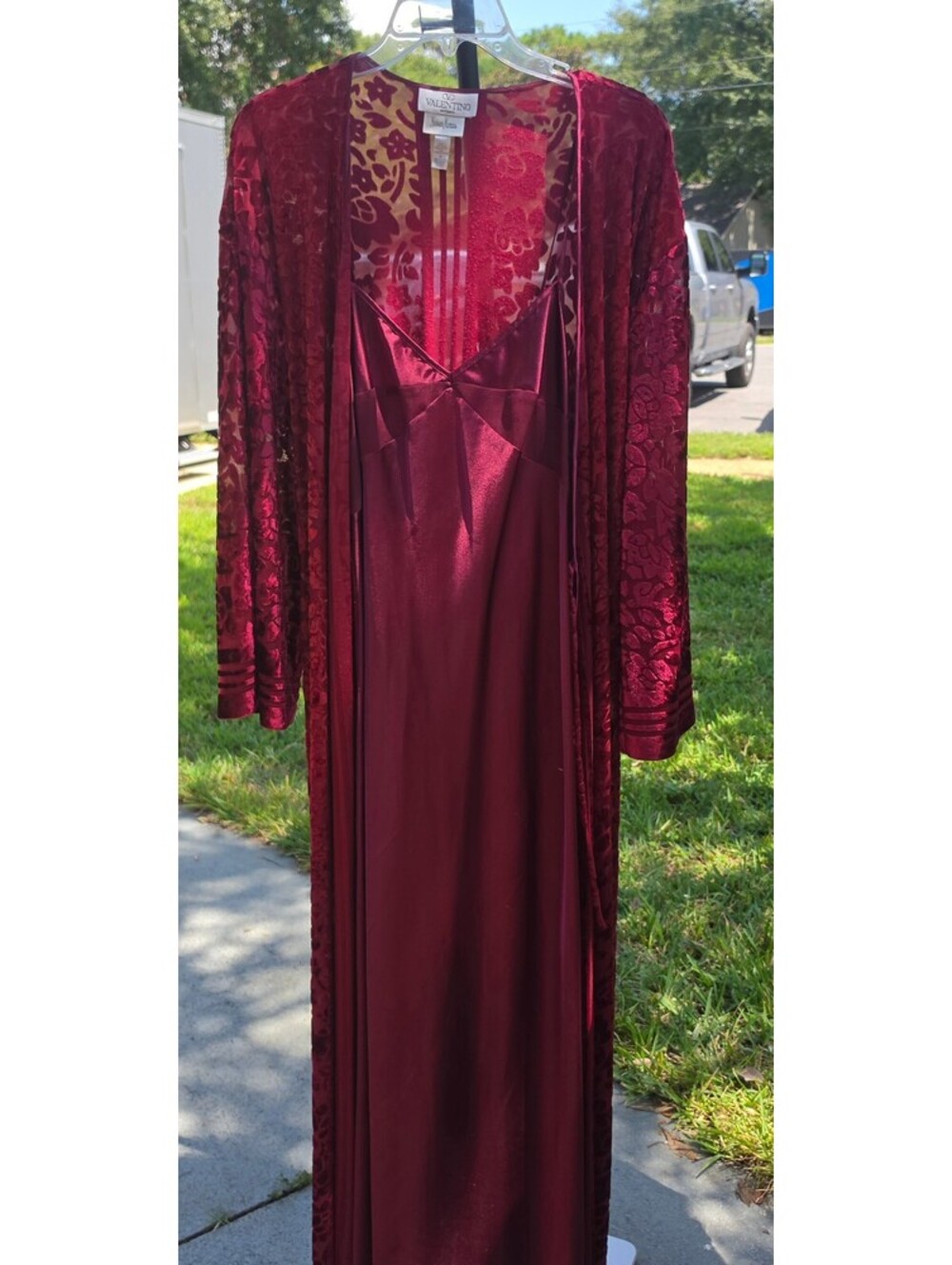 Vintage 90s Valentino Intimo Neiman Marcus Burnout Velvet Maxi Robe Burgundy M